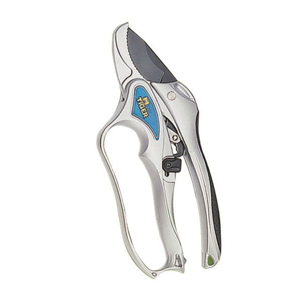 K7304 Ratchet Pruners - Chung Cheng Scissors